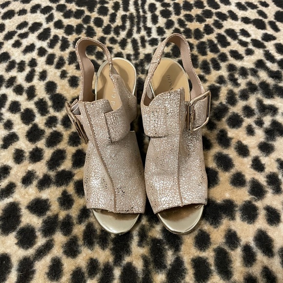 Donald Pliner Anette Metallic Slingback Block Heel - Picture 2 of 5